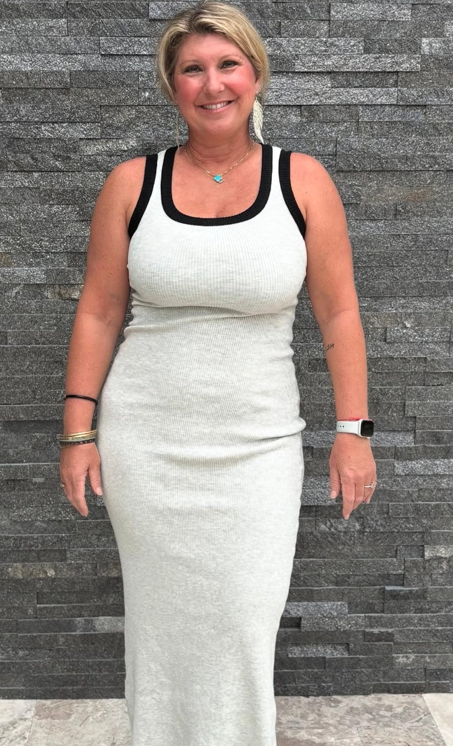 Gray/ black knit maxi by Elan