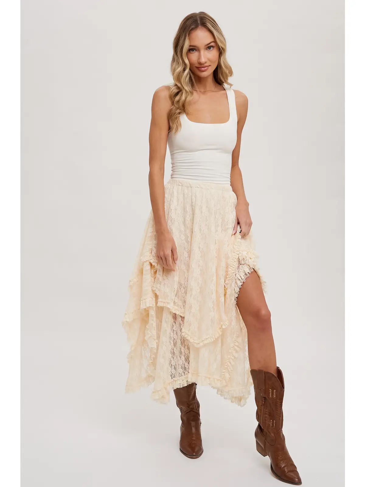 Lace tiered, midi skirt cream 