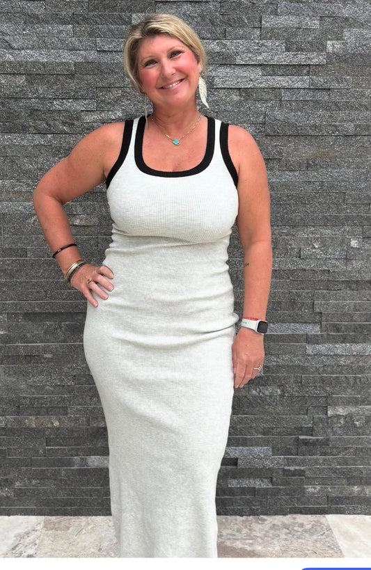 Gray/ black knit maxi by Elan