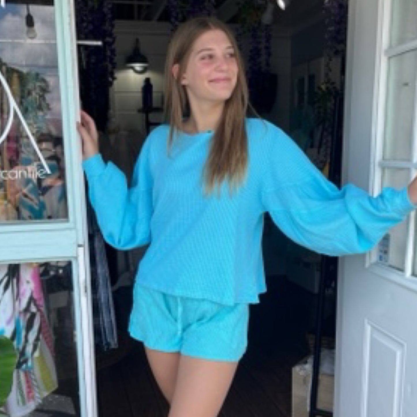 Balloon sleeve top and shorts